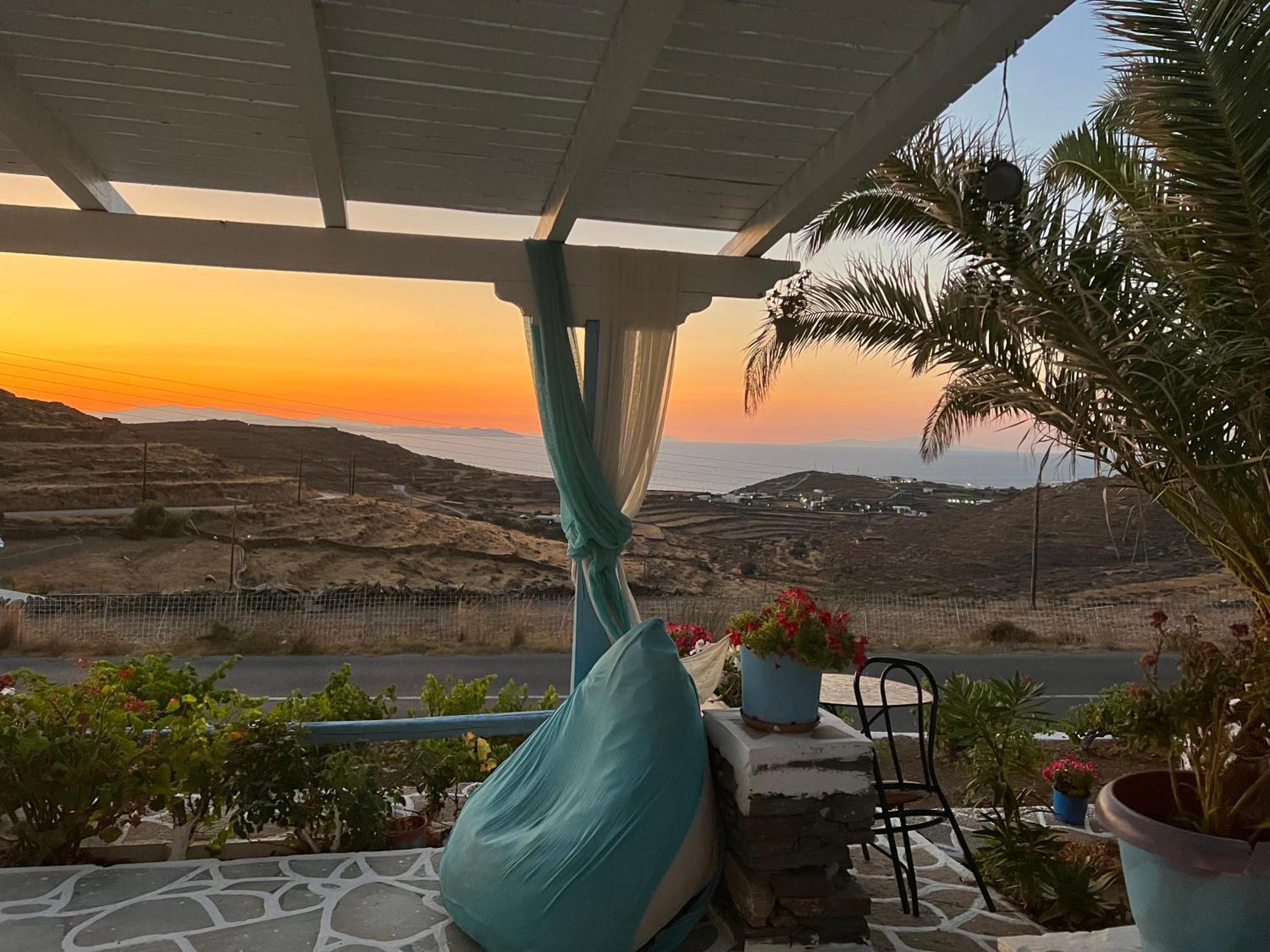 Mihaela Apartments Sifnos Fáros Exteriör bild